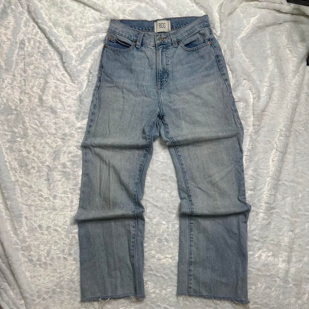BDG Urban Outfitters Women's 27 High Rise Straight Baggy Frayed Denim Jeans